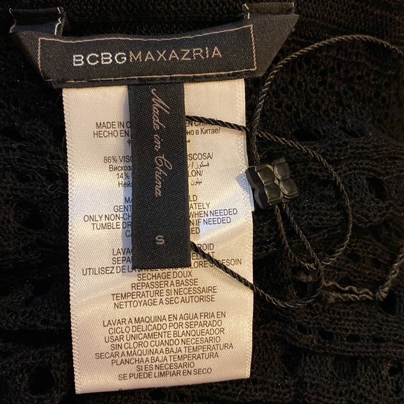 BCBGMAXAZRIA
LAYLA POINTELLE WRAP CARDIGAN CATEGORY
Sweaters (Knitwear) - Picture 9 of 11